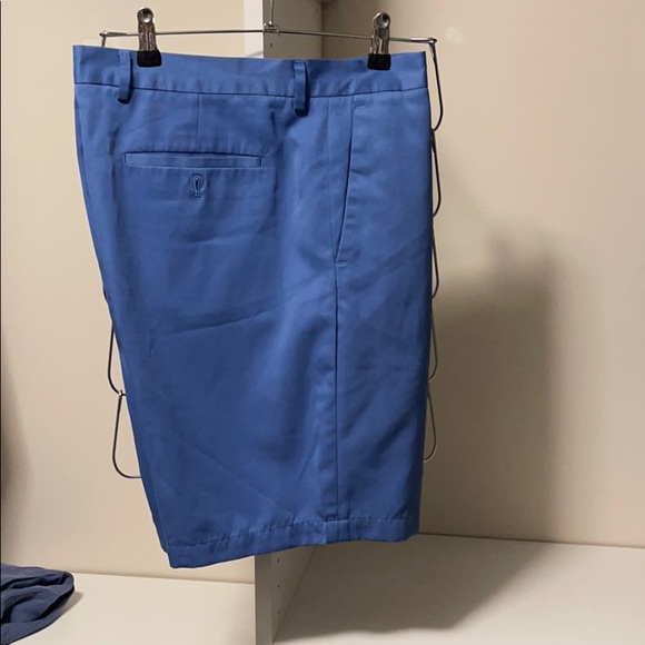 Perry Ellis Shorte - Picture 2 of 2